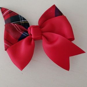 Red plaid clip